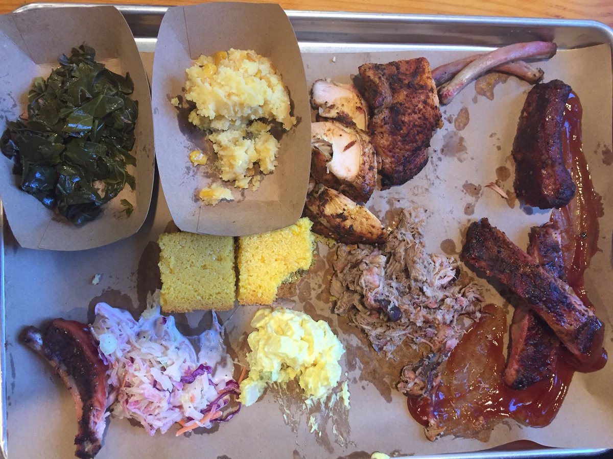 pointbrealty's tweet photo. Sea Smoke #BBQ opens in #oakbluffs @7aFoods sister restaurant serious  bbq #http://pointbrealty.com/marthas-vineyard-real-estate/?p=24807 https://t.co/sc1RVVDqIn