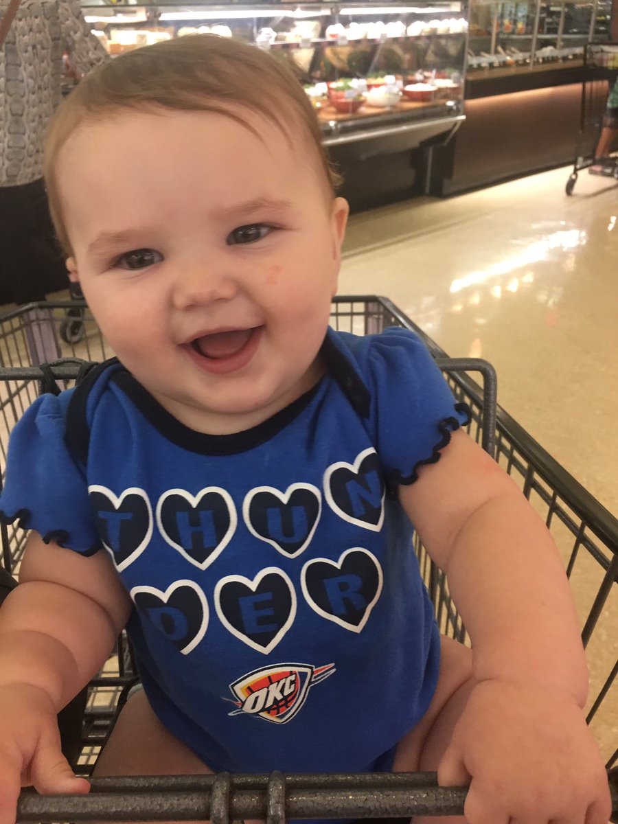 Aalbright4511's tweet photo. The little girl who stole my heart the moment she was born. #mybabygirl #loveher #addierose https://t.co/Irgx388UiY
