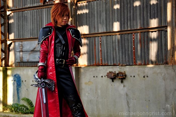 michaelgrist's tweet photo. #Cosplay stars in an #abandoned factory- armed for #zombies ! https://t.co/yOUfixfjpL https://t.co/yp2kofc5xF