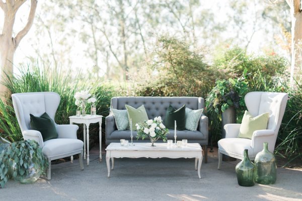 Rhonda_RaycePR's tweet photo. Garden elegance w/ @1SweetSalvage is on #ElizabethAnneDesigns! https://t.co/fhl9yNvDYV https://t.co/wBw75Irp84
