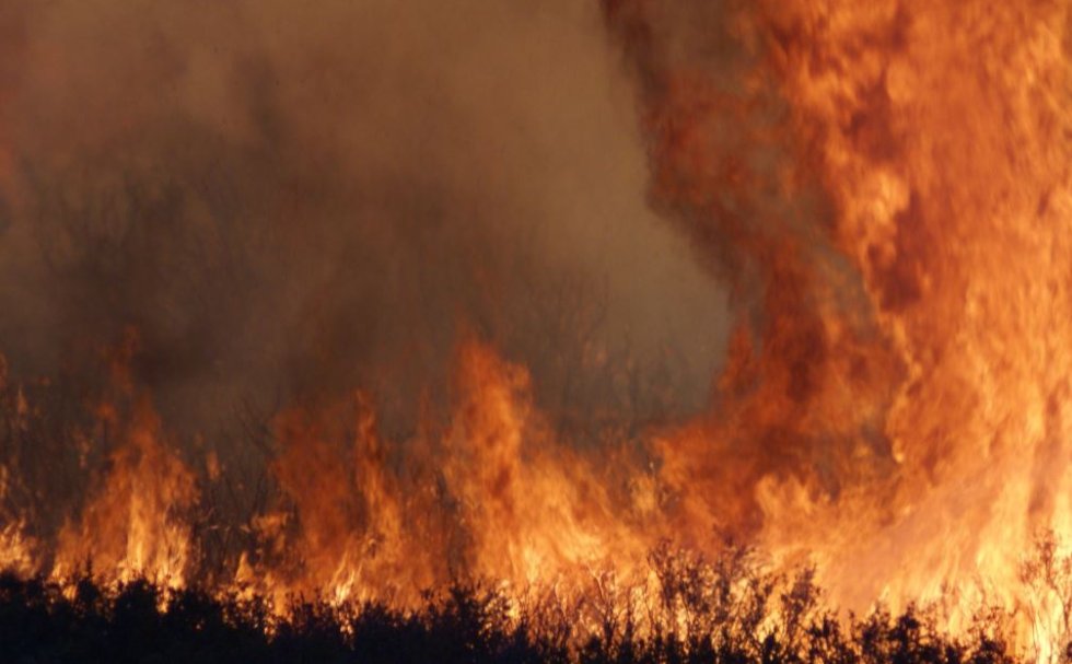 KUSINews's tweet image. #LostFire #UPDATE Fire is now 85% contained. bit.ly/2tVwsqg