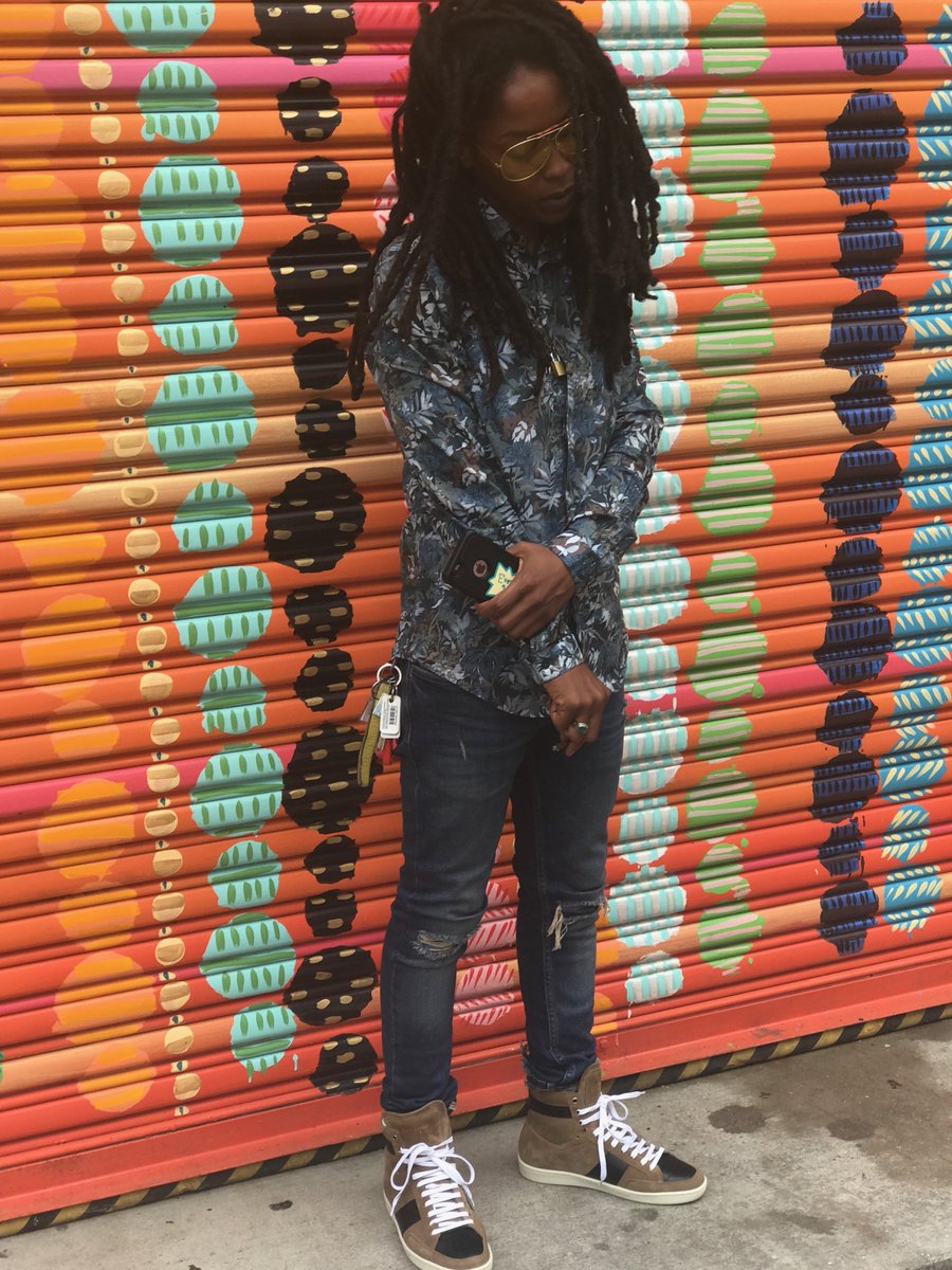EVERYTHINHIPPIE's tweet photo. Rolling Down the Street Feeling Like #2Pac
Bitch You Know I Got The Juice ๐๐ค๐พ๐๐ผ๐ฆ
#LaidBack #OGSnoop #mindthebusinessthatpaysyou https://t.co/4o7fCmdTEq