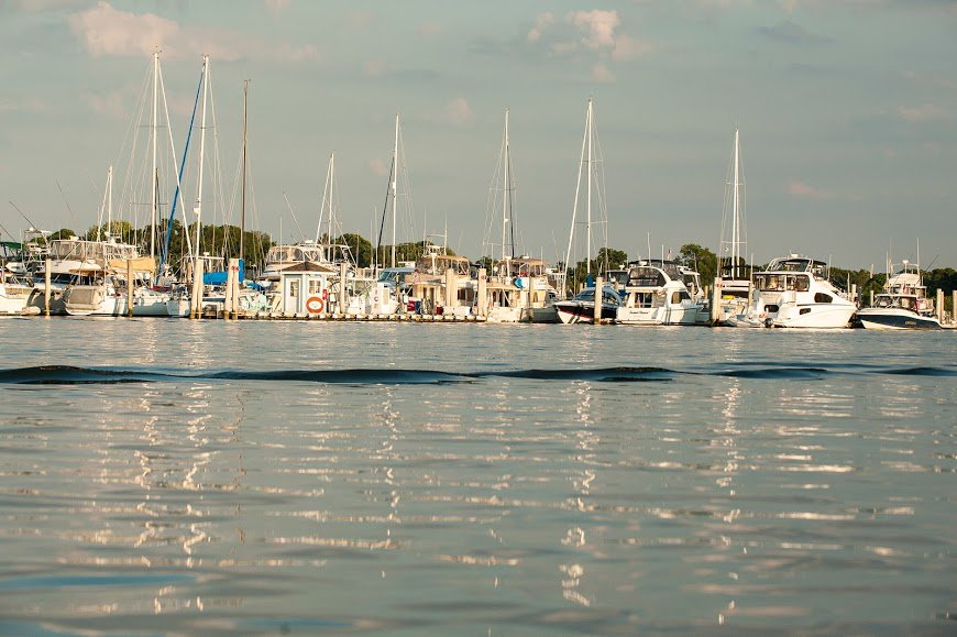 innatmystic's tweet photo. It's an overcast day here in #Mystic - come spend a few days with us! It's the perfect weather for #sailing , kayaking, or paddle boarding! https://t.co/0SsOGLxRmg