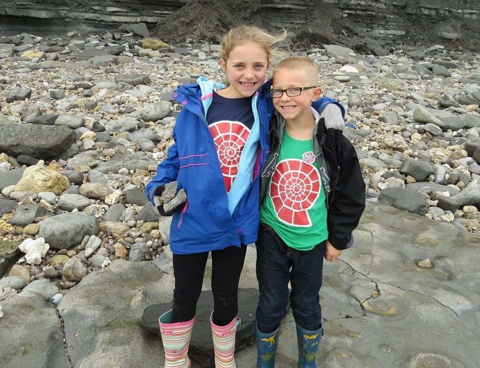 jurassic_coast's tweet photo. Tomorrow is FossilBlitz for our Go Jurassic rangers They'll be with @NHM_London Museum, recording in-situ fossils 

https://t.co/H2Ddim5c84 https://t.co/96r9KspsL0