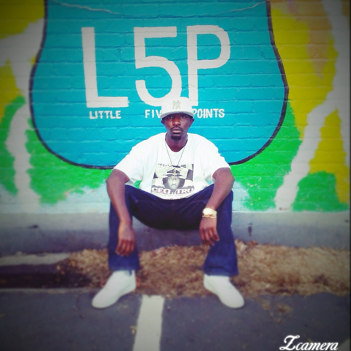 ceotru's tweet photo. "Hate that my new shit sounding so political" #littlefivepoints #atl #atlantaga #indie #indieartist #indiegrind https://t.co/mobLiHVx8y