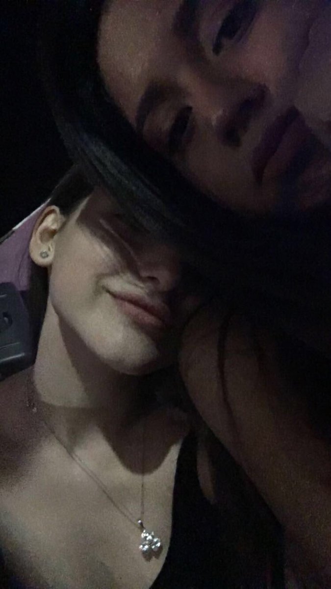 ejadenephrite's tweet photo. Level of cuteness: 40584949
LOOK AT US
@throwbieb https://t.co/YAP74AI7k8