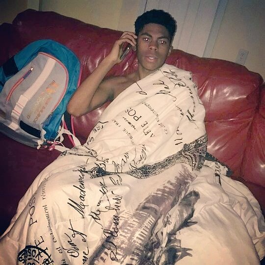 conceited_keith's tweet photo. Lowkey ready for school 👌 https://t.co/o4T8IgPtlU