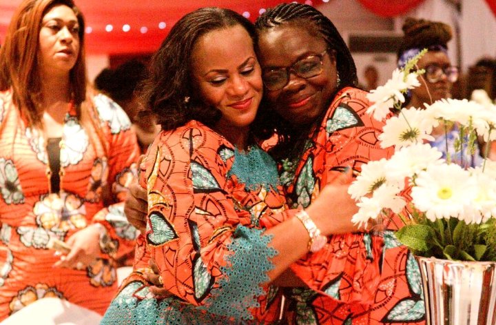 BidemiMarkMordi's tweet photo. Sista Power! I love my sistas of life, @AudreyJEzigbo and @inyangs! You ladies know how to show pure love!#10ROTH #ROTH2017 #RunWomanRun https://t.co/MnZxRWlok7