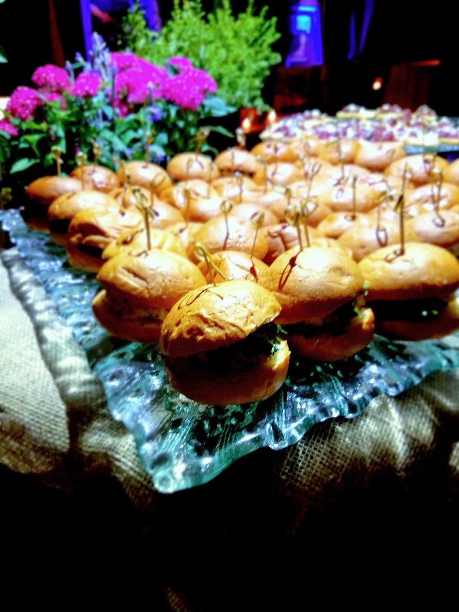 OfficialZCater's tweet photo. Slide your way through the week with these succulent sliders! available on Black Angus beef, Filet Mignon, crab cake.. you name it! #zcater https://t.co/1ARg1akq2Q
