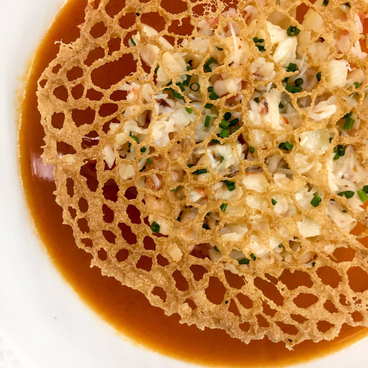 ericripert's tweet photo. Dungeness “Crab cake;” Old Bay crisp &amp; shellfish-Cardamom emulsion…new @lebernardinny https://t.co/YF7fwJOlR5