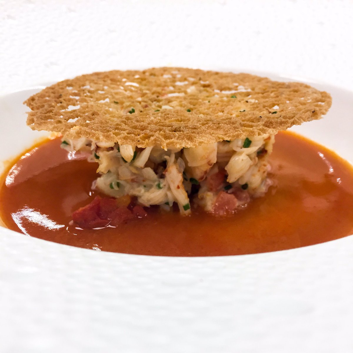 ericripert's tweet photo. Dungeness “Crab cake;” Old Bay crisp &amp; shellfish-Cardamom emulsion…new @lebernardinny https://t.co/YF7fwJOlR5