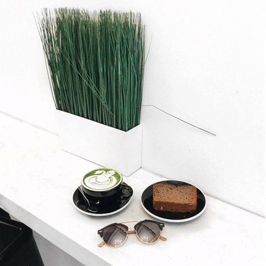 chalaitmatcha's tweet photo. Come in for an afternoon #matcha pick-me-up! Lovely pic from @Maddietsang 😍🍵 https://t.co/XyRlr6MSWM
