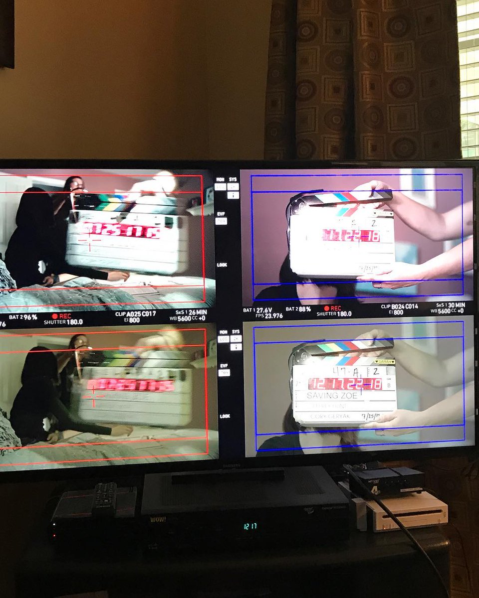 LauraMaranoSP's tweet photo. IG 📰||Alyson_Noel: "En el set!!! #savingzoemovie @lauramarano @ellenmarano @vanessamarano @huntvision #booktofilm" https://t.co/mtv7UE73ha
