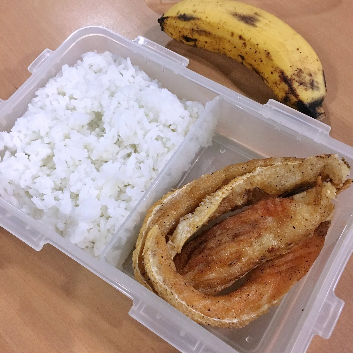 radjiemanguba's tweet photo. pan fried salmon belly. #HealthyOil #FishFat #Protein https://t.co/LLhm4B8U01