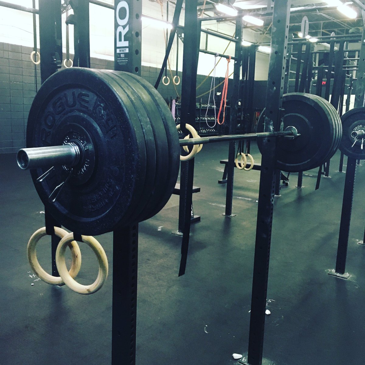 ajrt2118's tweet image. 70% is 160lbs. No biggie! 😉 lol #crossfitgirls #deloadweek #strengthandfemininity #strongisthenewskinny