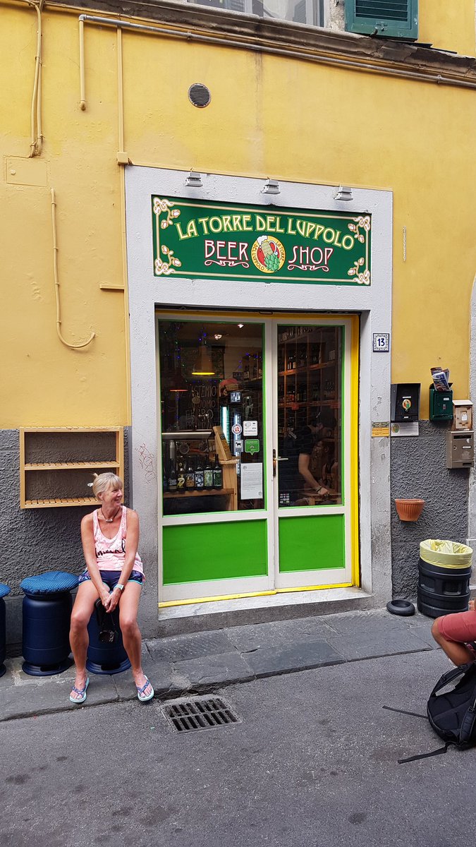 Ale_Ramblings's tweet photo. Found this little gem in Pisa. Please note unimpressed wife. #tipsyenglander. #kidinasweetshop. #topale. #restofdayruined😂😂 https://t.co/WXiWY0i2rs