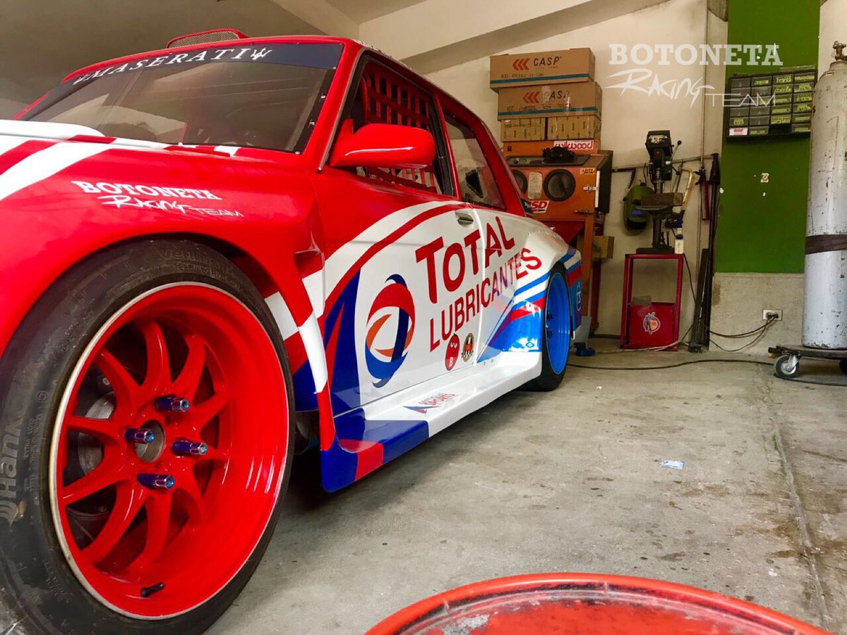 BotonetaRT's tweet photo. IMPECABLE LUCE el Datsun 510 de Jorge Signoret, el cual buscará ser protagonista el 6 de agosto, durante la 4ta. fecha del Campeonato 2017. https://t.co/pCnjLBMWap