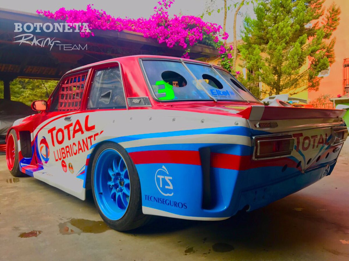 BotonetaRT's tweet photo. IMPECABLE LUCE el Datsun 510 de Jorge Signoret, el cual buscará ser protagonista el 6 de agosto, durante la 4ta. fecha del Campeonato 2017. https://t.co/pCnjLBMWap