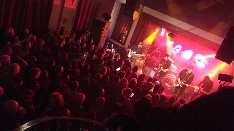 RTVDrenthe's tweet photo. Poppodium Apollo in Emmen stopt. De stichting achter het muziekpodium heft zichzelf op. https://t.co/RsTRnzJf4O https://t.co/qqYcmSk5Q4