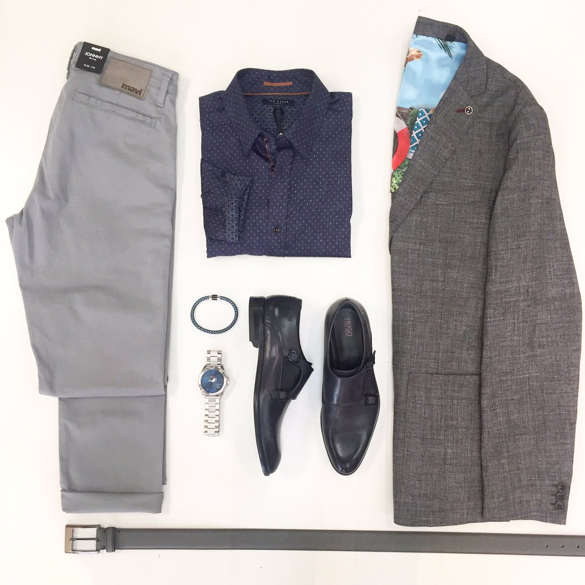 milanoformen's tweet photo. The only time we lower the bar is for limbo... #menswear #dressdownforwhat #dapper #fashion #getnoticed #spicy https://t.co/A2c3RC6O86