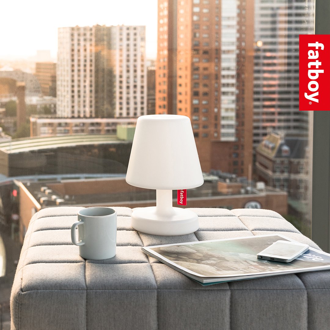Discover how to create the ultimate summer with the #Fatboy Edison the Petit lamp! Shop now: bit.ly/2tJN8mj #summerinthecity