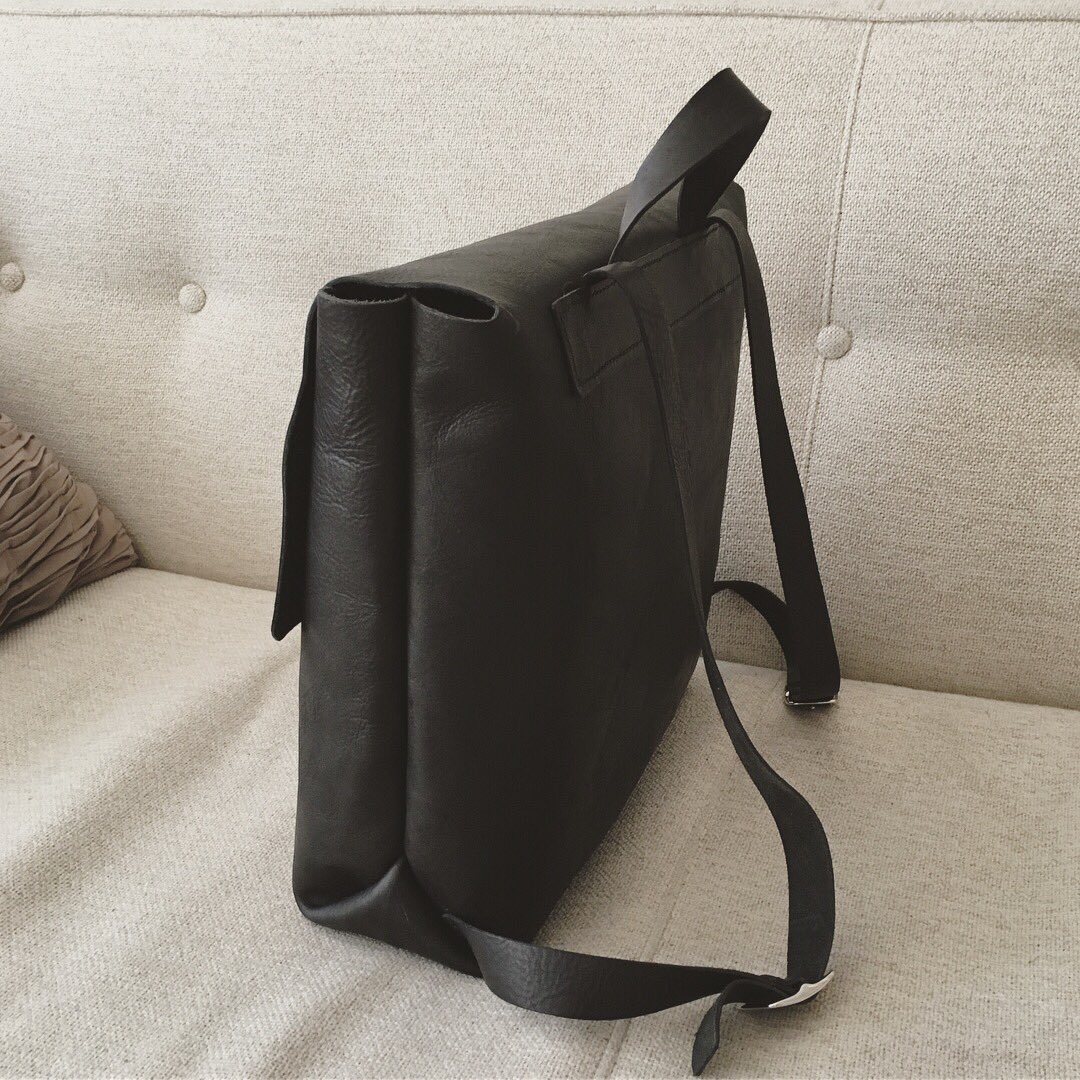meowr's tweet photo. Leather project #2 complete. Cant wait to give the bday girl her gift! https://t.co/caUi52N41z