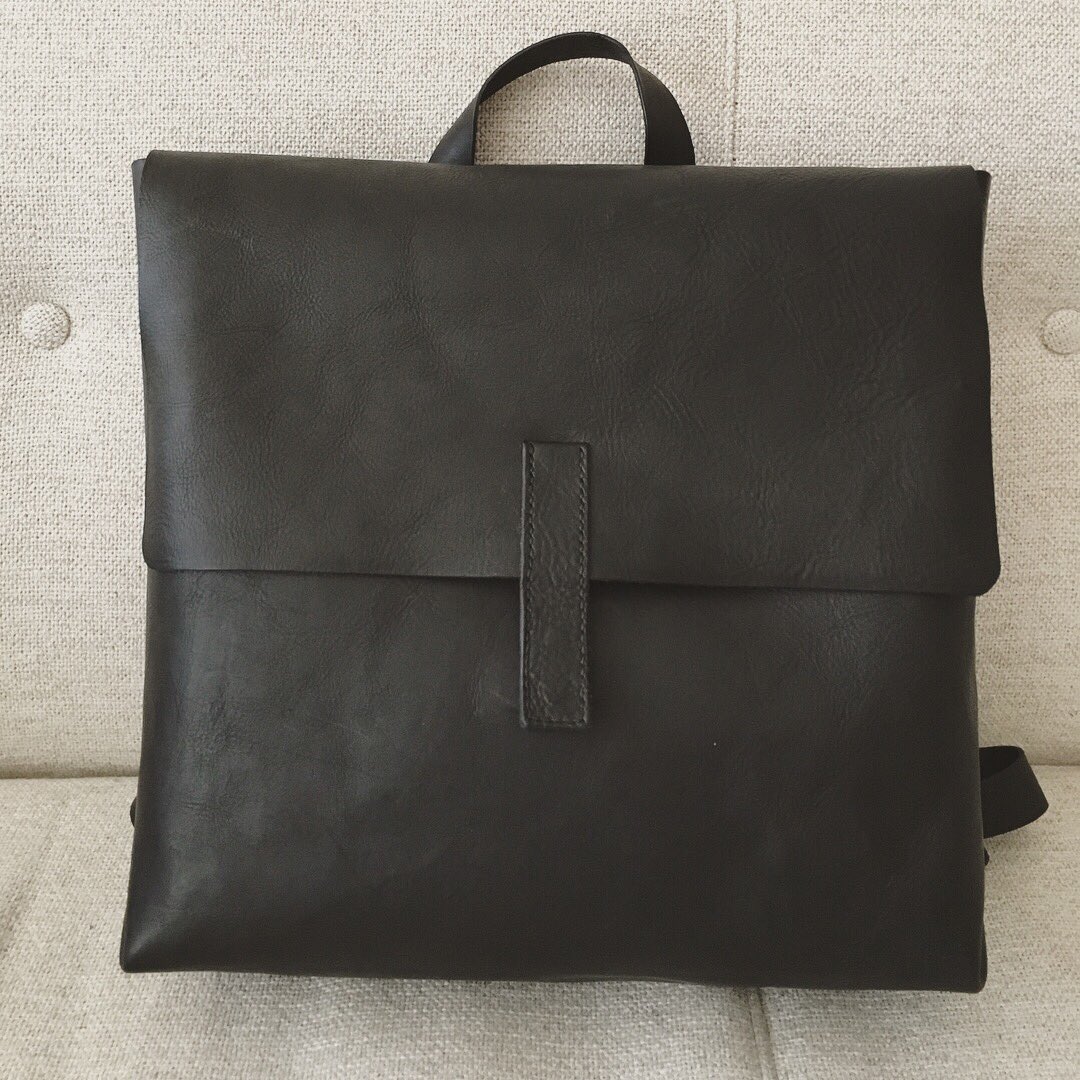 meowr's tweet photo. Leather project #2 complete. Cant wait to give the bday girl her gift! https://t.co/caUi52N41z