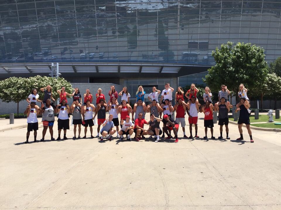MrMarcus456's tweet photo. Amazing weekend with the AP Fam. Won Game day, Rally, Grand champs, and made All American. Beyond blessed #DTTLT #HoldupHoldUp https://t.co/bmlzlAREoX