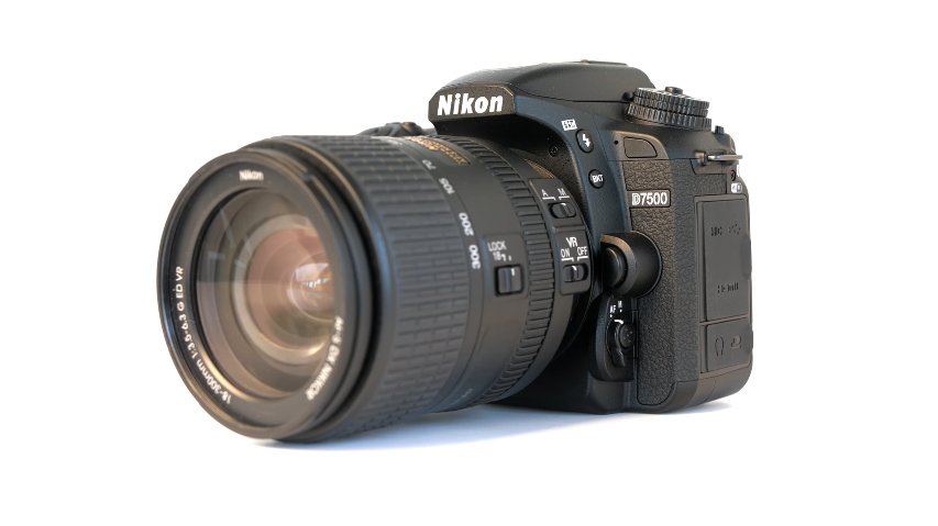 Nikon D7500 Hands-On Field Test. goo.gl/bqfAmo #Nikon #DSLR #Camera #photography #nikonD7500 #review #cameragear