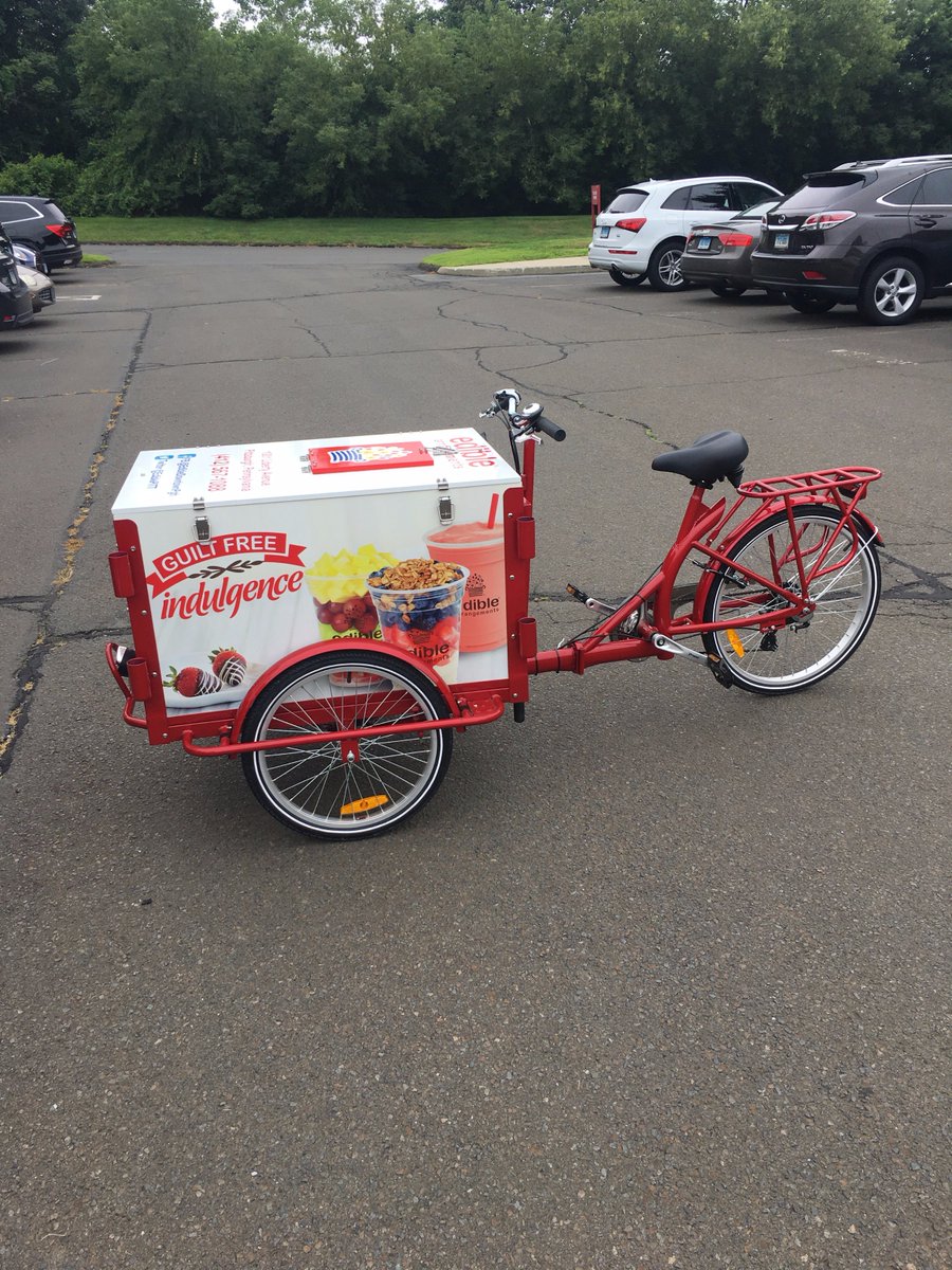 EAPittsburgh's tweet photo. COMING SOON to streets of the burgh! Debuting Aug. 18 & 25 @ Market Square Summer Concert series 11am - 1pm. Serving Fresh Fruit! #dofruit https://t.co/8jMy7moX9m