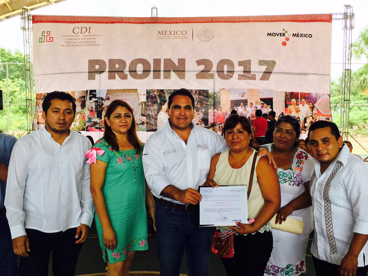 JesusCVidal's tweet photo. Entrega de recursos del #PROIN 2017 de la CDI Yucatán de 4 millones 214 mil pesos para  beneficiar a 31 grupos productivos de 11 municipios https://t.co/BAMKQC34s3