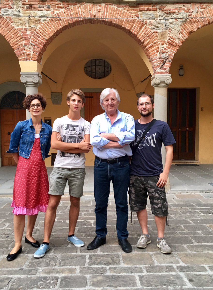 lessenzadime's tweet photo. Il gruppo cresce!Con noi Mauro Bertoli fondatore dei Pooh.
#lessenzadime #musica #film #autismo #torcello #dolomiti https://t.co/lD1GlKBhuA