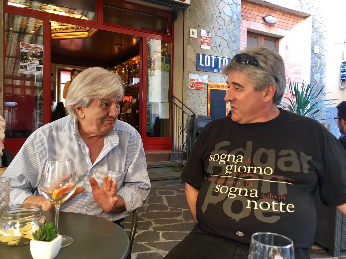 lessenzadime's tweet photo. Il gruppo cresce!Con noi Mauro Bertoli fondatore dei Pooh.
#lessenzadime #musica #film #autismo #torcello #dolomiti https://t.co/lD1GlKBhuA