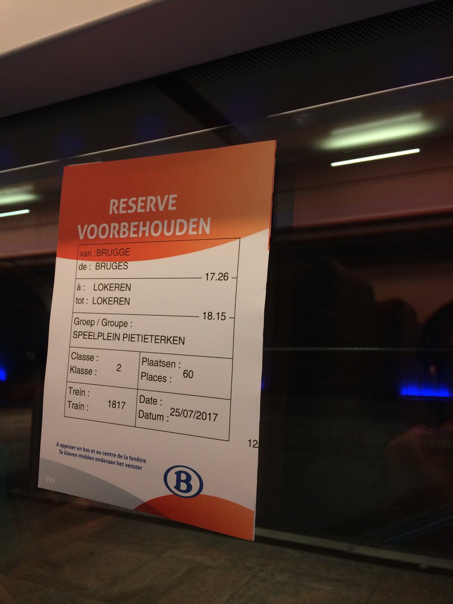 Kaihns's tweet photo. Altijd fijn om mensen al vloekend door de trein te zien wandelen omdat de plaatsen een uur geleden gereserveerd waren... #nmbs https://t.co/oYsCuM4qNG