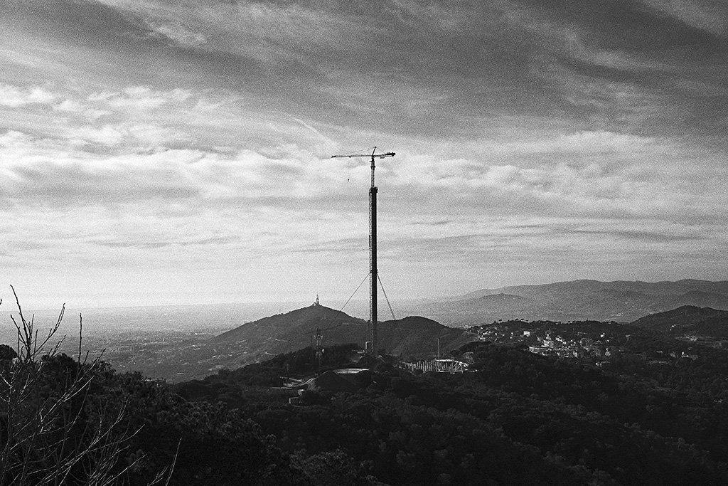 fadbarcelona's tweet photo. Com érem i com som: Barcelona abans i després dels Jocs, en fotos interactives https://t.co/0Qc6vPtBFt via @diariAra  #Barcelona92 #25anys https://t.co/PuC9KDUS5z