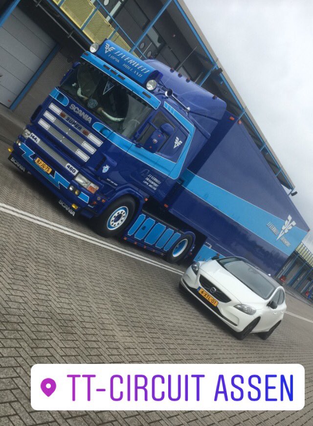 Eerste showtruck staat op <a href="/ttcircuitassen/">TT Circuit Assen</a> voor <a href="/TruckstarAssen/">Truckstar Festival</a> succes met opbouwen @Truckstarnieuws! #Loadlok #present