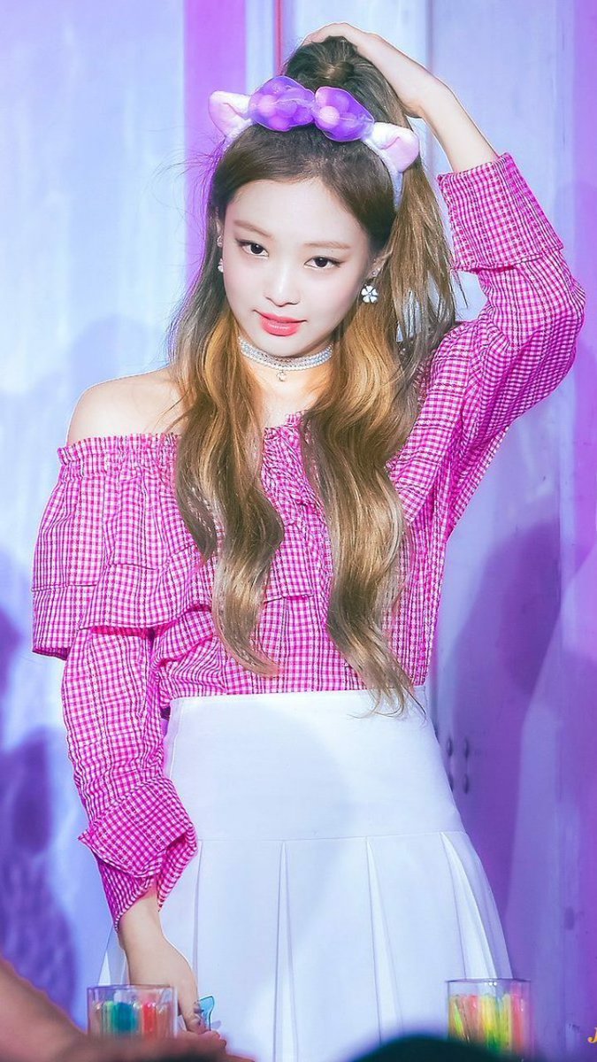 bpwallpapers's tweet photo. #Jennie Wallpapers #1 💖💖 
-
-
-
#BLACKPINK #BLACKPINKWALLPAPERS #JennieWallpapers #LisaWallpapers #RoséWallpapers
#JisooWallpapers https://t.co/vTNV0zoPEx