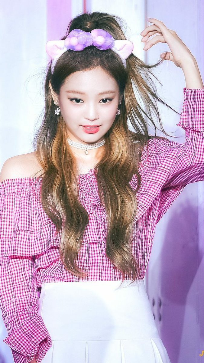 bpwallpapers's tweet photo. #Jennie Wallpapers #1 💖💖 
-
-
-
#BLACKPINK #BLACKPINKWALLPAPERS #JennieWallpapers #LisaWallpapers #RoséWallpapers
#JisooWallpapers https://t.co/vTNV0zoPEx