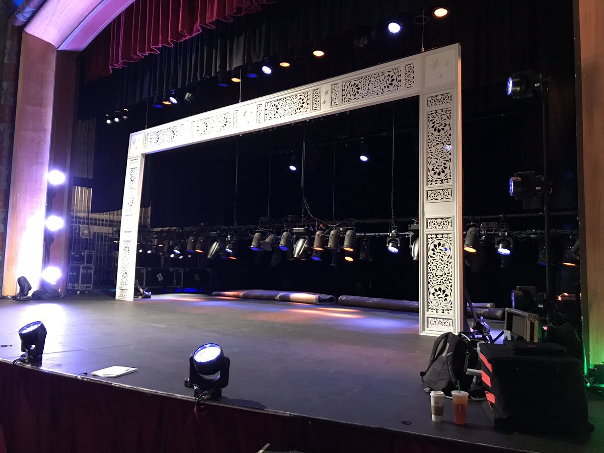 Misty_Lee's tweet photo. We're setting lights and getting ready for you! Come see us in #BoldMagic! Link for tickets in the replies! https://t.co/M6lbGaqFTN