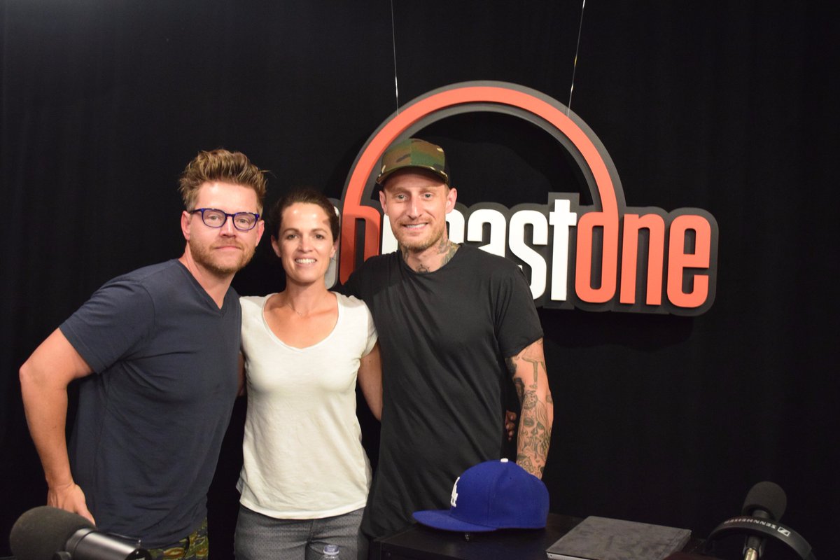 Top Chef winner and the tattooed restaurateur behind <a href="/MVinkLA/">ink.</a>, <a href="/MVoltaggio/">Michael Voltaggio</a> joins <a href="/Starving4pod/">Starving4Pod</a> w/<a href="/RichardBlais/">RichardBlais</a>! 👨‍🍳 bit.ly/2uxD2Fq