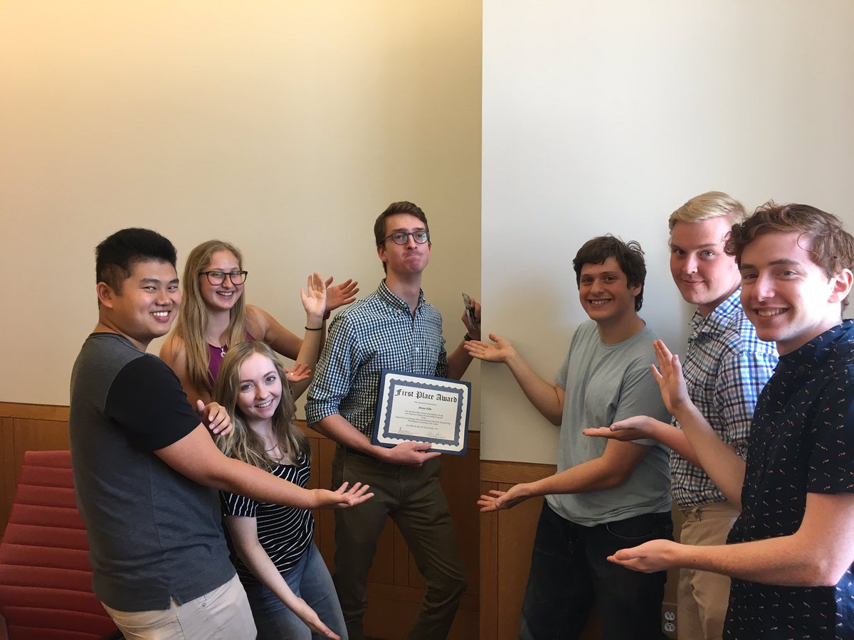 WashUiGEM's tweet photo. Congrats to our iGEM father @ells_drew for winning the EECE poster competition! #ProudChildren #iGEM2016 https://t.co/LlgN2qzVIV