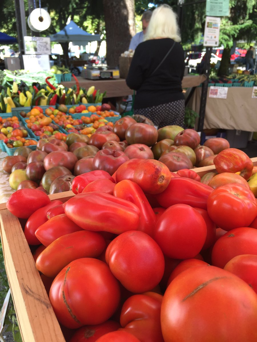 Tomatoes, tomatoes, tomatoes at Tuesday Farmers Market. 8th &amp; Oak today till 3pm. #tistheseason #dwntwneug