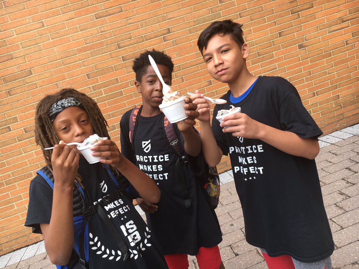 awillteach's tweet photo. When the ice cream truck pulls up &amp; blesses the squad #PMP53 @PMPUSA @BrianPiccolo53 @mr_antonacci @SASFNY https://t.co/OeHOl2kfwK