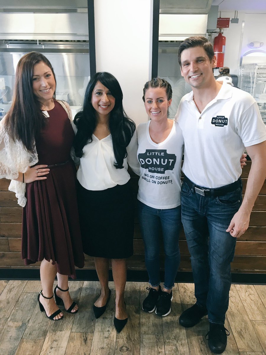 .<a href="/hapatel9/">Hanisha Patel</a> and <a href="/SamAtElevate/">Samantha Milano</a> with Little Donut House Owners at their Ribbon-Cutting! <a href="/S_TAMPAChamber/">South Tampa Chamber</a> #ElevateTampa