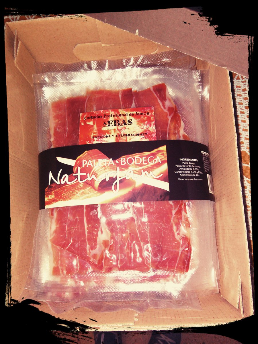 JamonCorte's tweet photo. Pedido preparado para regalo, encargo de cliente particular a #JamonCorte Encarga el tuyo!! #RegalaJamon   #Naturham #cortadoresdeJamon https://t.co/DLGRYc55be