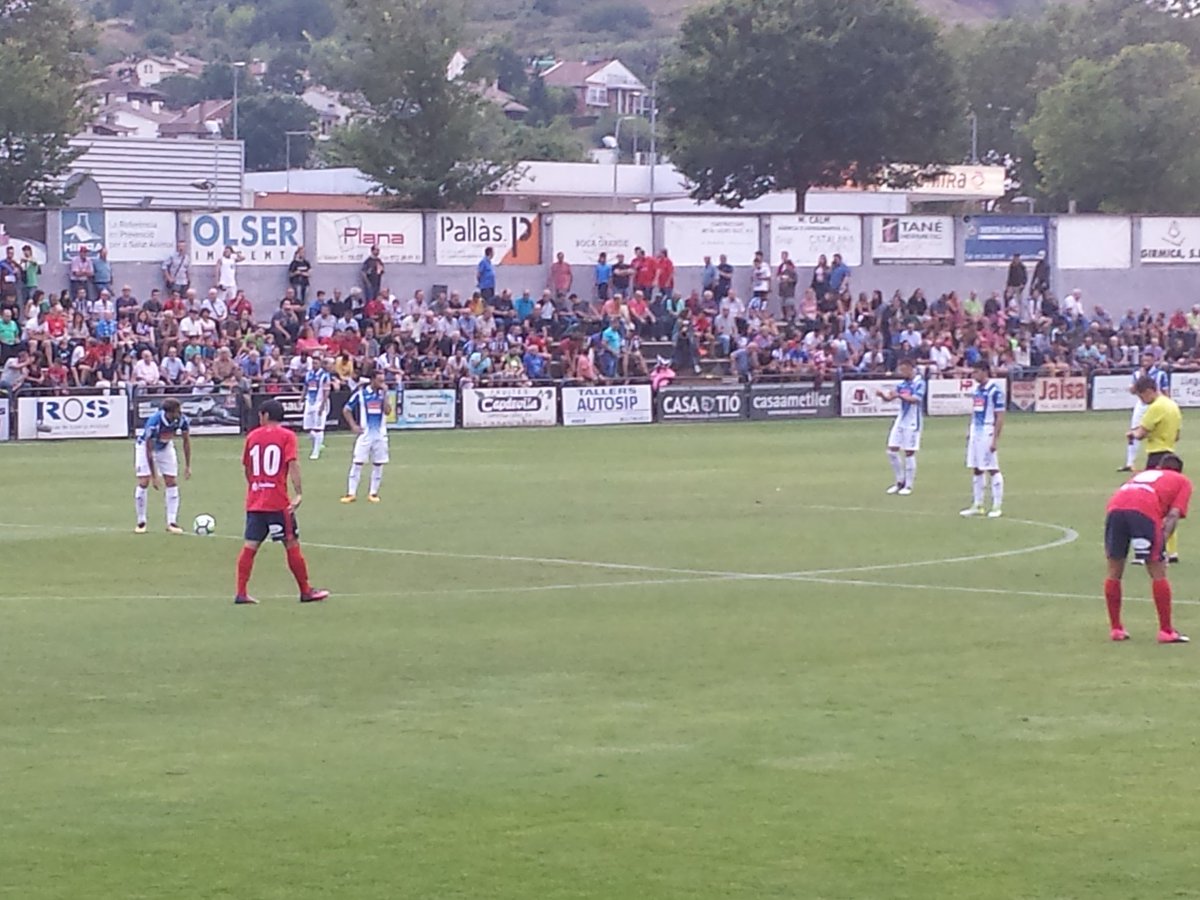GuillemBalague's tweet photo. Olot-@RCDEspanyol... preseason game in a wonderful part of the country... #Time4Football https://t.co/91LlE04FIg
