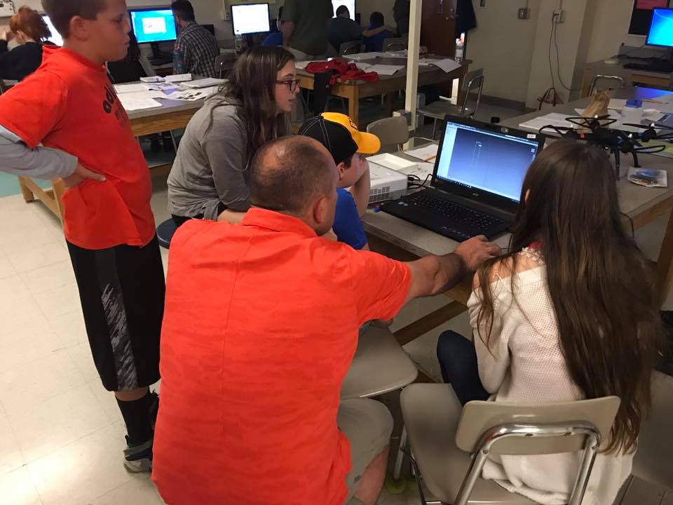 pastfoundation's tweet photo. #BridgePrograms - Telltales of Learning in Salem, MA - SEAMAHP Maritime Archaeology Field School, July 24-28. #MakingLearningReal https://t.co/G39vBgRDHm