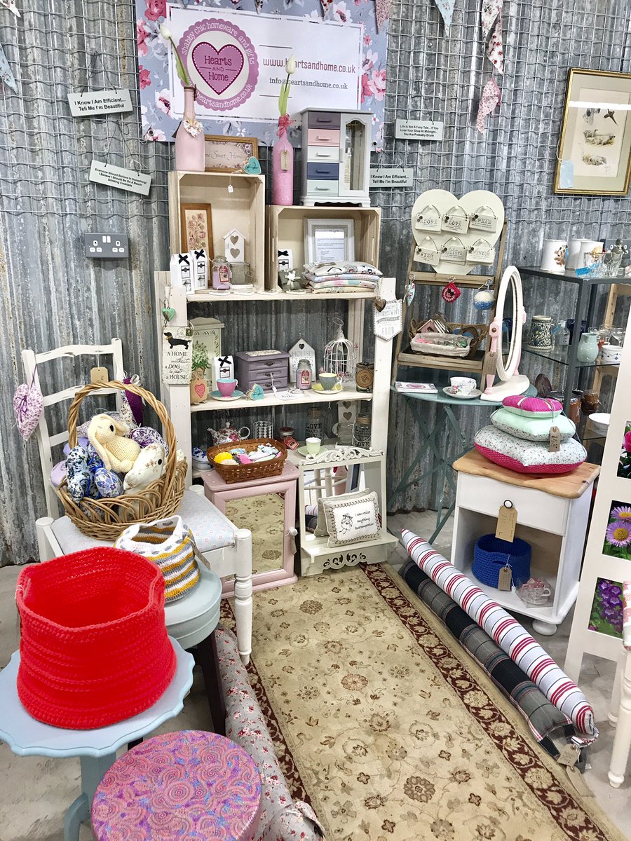 HeartsandHome12's tweet photo. Somerset Trading Barn grand opening this Sunday from 2pm! @Kimbersfarmshop @Whatsonsomerset #somersetevents #shoppingsomerset https://t.co/hfHNiSBpkt