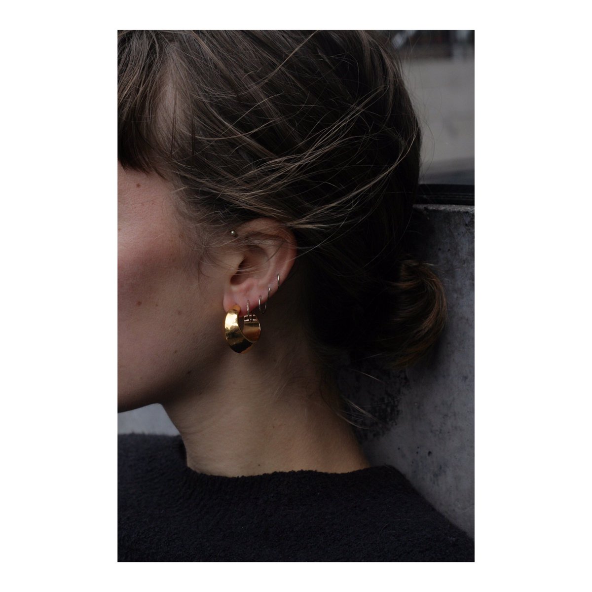 kaligarh's tweet photo. The Shukra Earrings in #gold. #artisanmade #slowfashion https://t.co/Xut71l50Rp