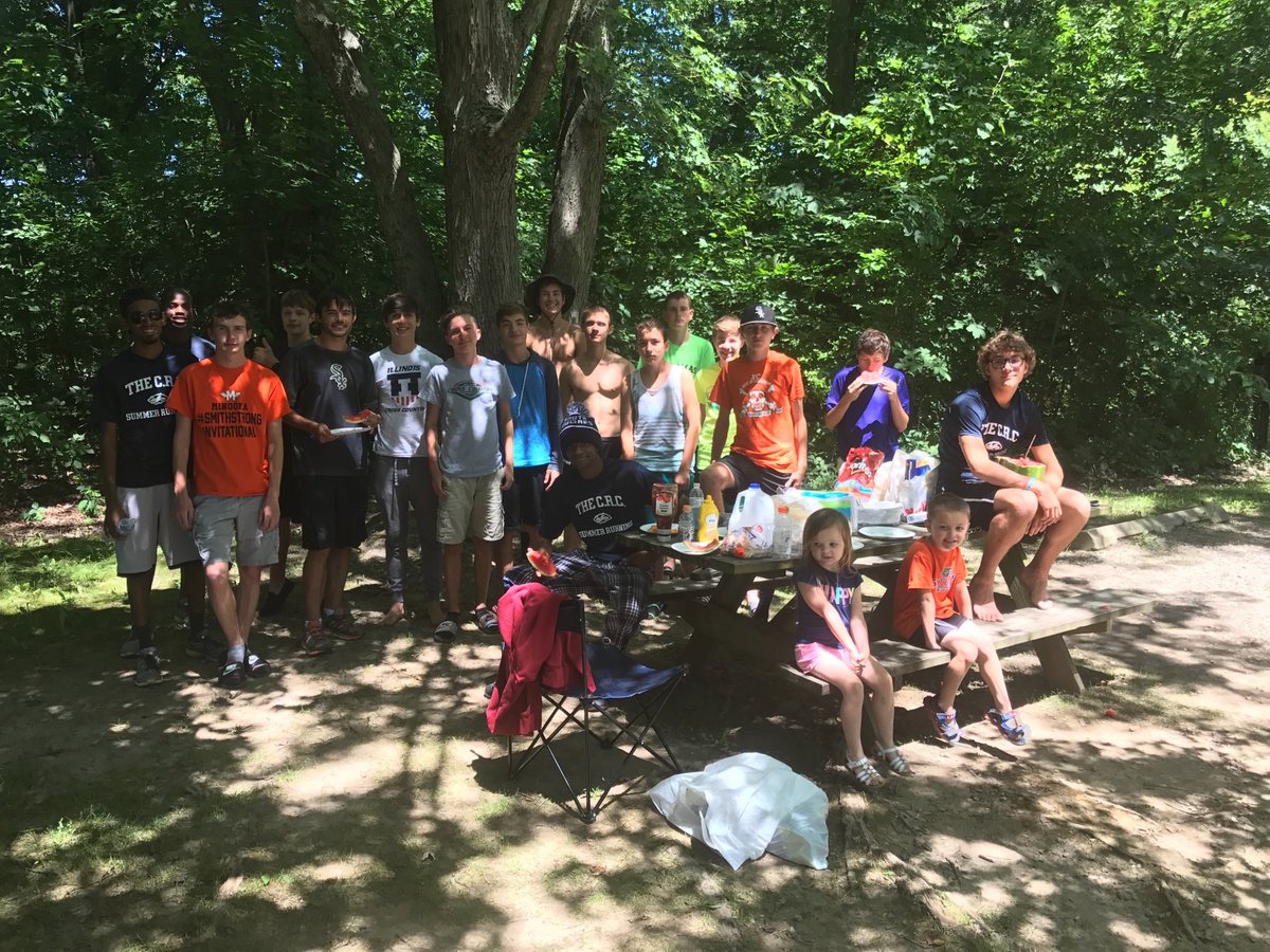 PSHSCougarsXCTF's tweet photo. Enjoying lunch after conquering the Chain O'Lakes Trail Running Challenge! #ChampionshipCharacter #ChampionshipCommitment #TheCRC #IT100 https://t.co/CqnszZa7fD